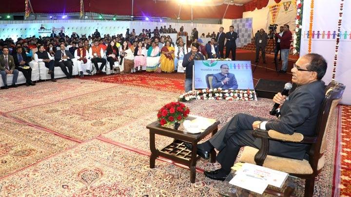 युवाओं के सहयोग से मध्यप्रदेश को बदल कर ऊँचाइयों पर पहुँचायेंगे : मुख्यमंत्री श्री चौहान